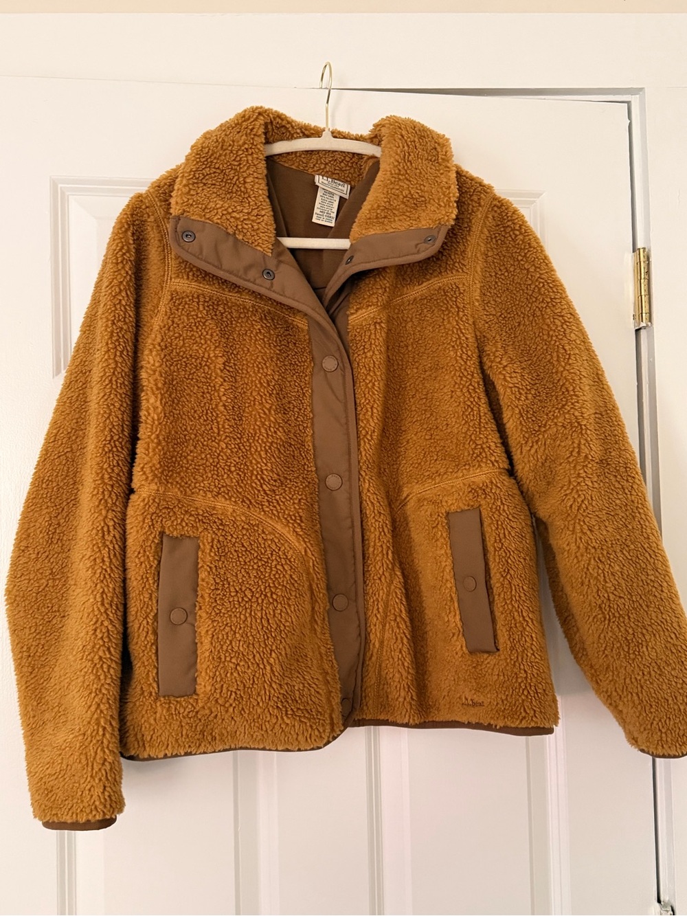 NWOT L.L. Bean Sherpa Snap Button Jacket